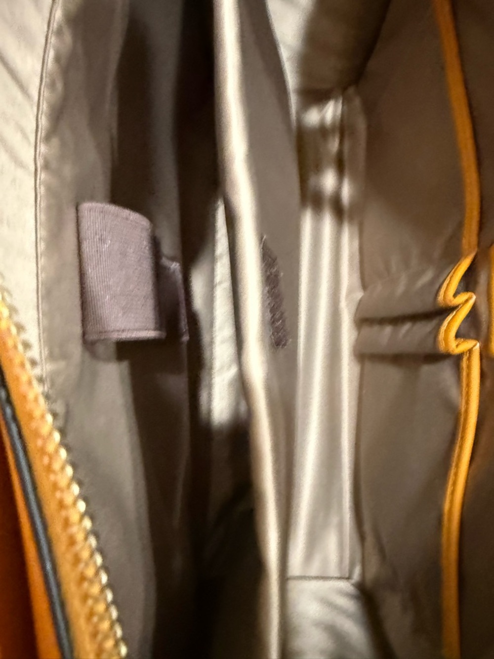 Bostanten Cream & Mustard Two-Tone Briefcase Tote. - Picture 8 of 9